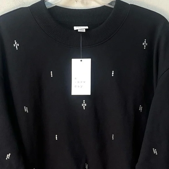 A New Day Long Sleeve Embellished Sweatshirt Womens Large Black Relaxed Fit NWT - Picture 3 of 10